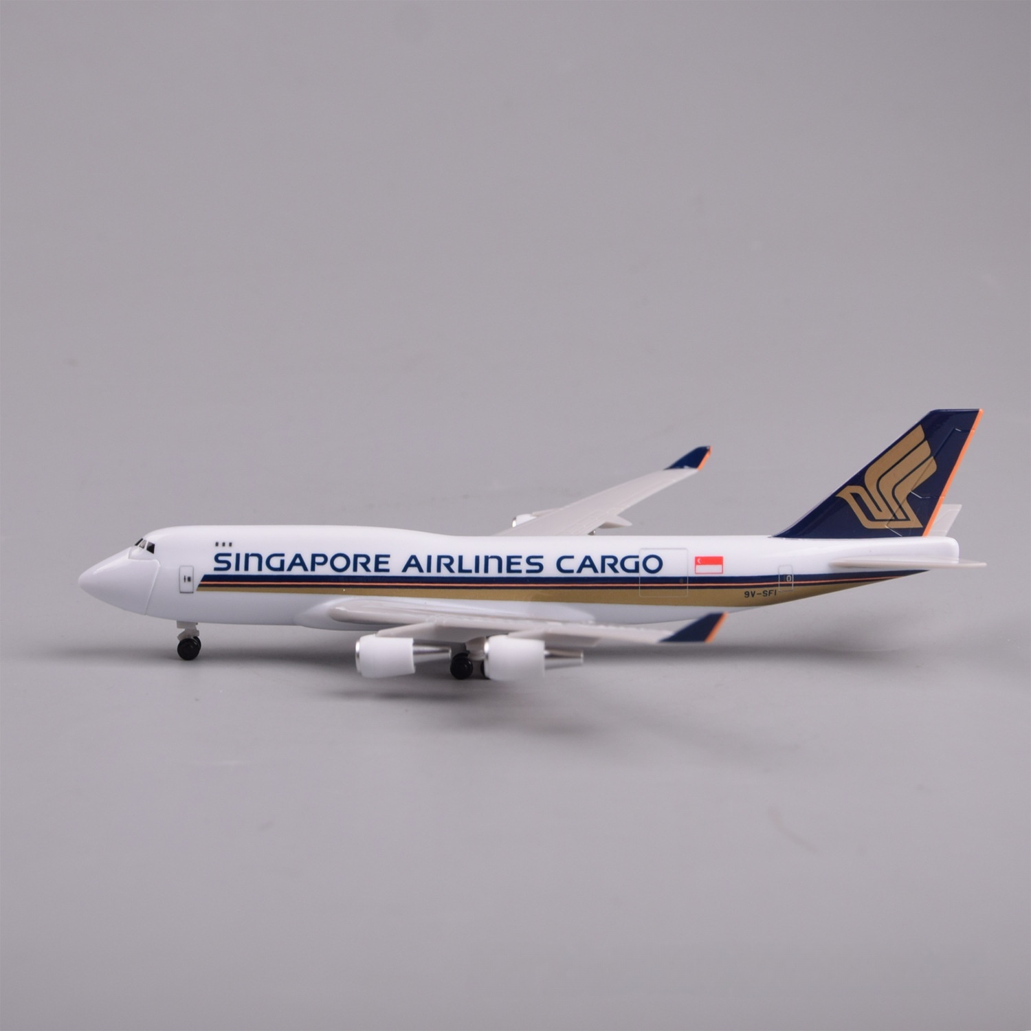 20cm ABS Plastik Singapur Karg - Model Airplane Plastic incelemesi ve fiyatı